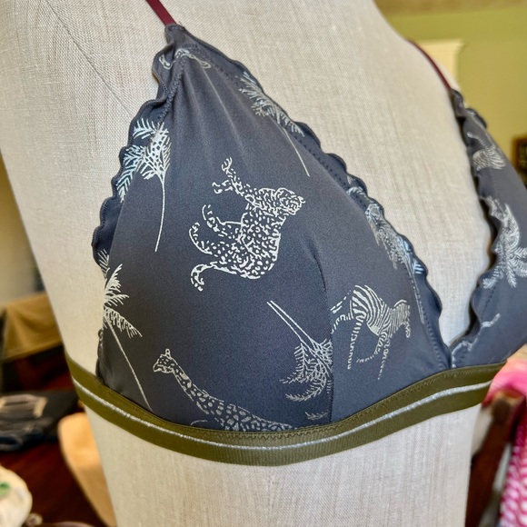 H&M Bikini top NWOT - Picture 2 of 6